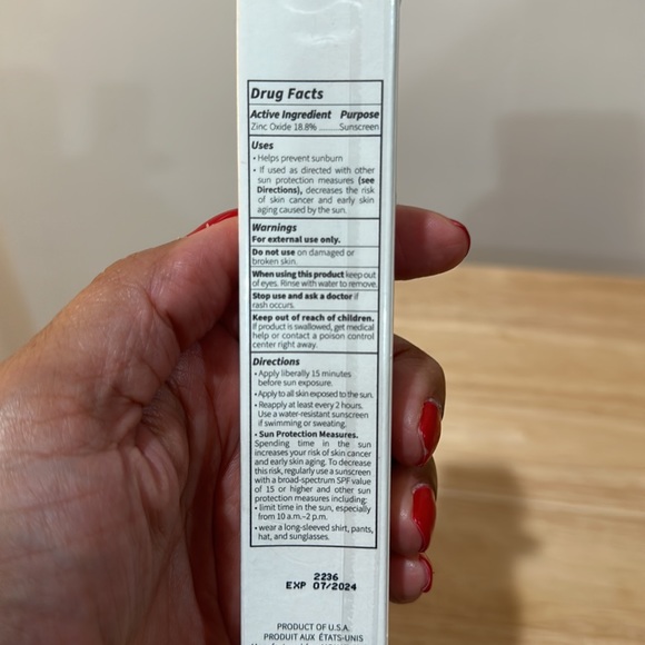 Monat Caramel BB Cream - SPF 40 - Picture 5 of 6